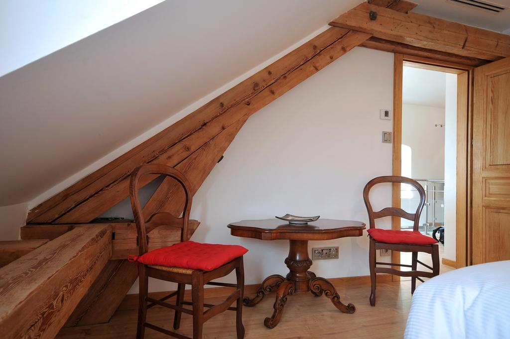 Les Balcons De